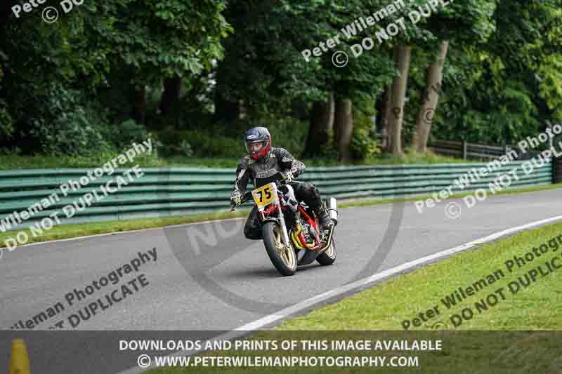 cadwell no limits trackday;cadwell park;cadwell park photographs;cadwell trackday photographs;enduro digital images;event digital images;eventdigitalimages;no limits trackdays;peter wileman photography;racing digital images;trackday digital images;trackday photos